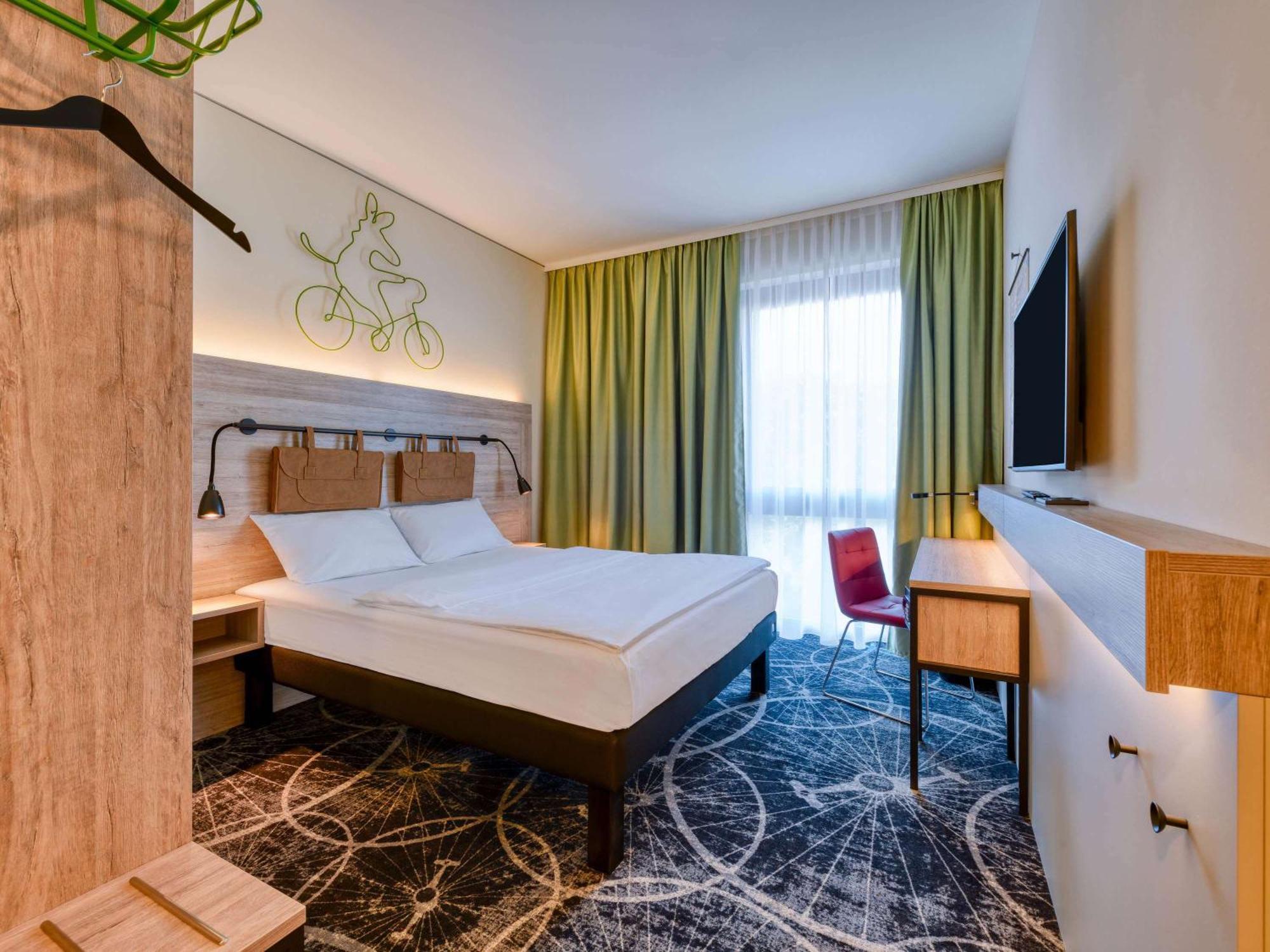 Hotel Ibis Styles Magdeburgo Exterior foto