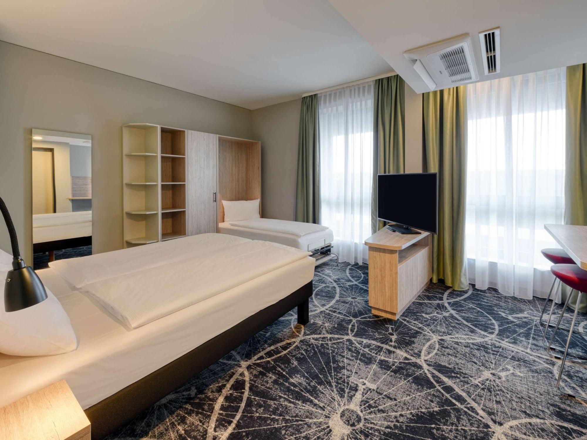 Hotel Ibis Styles Magdeburgo Exterior foto